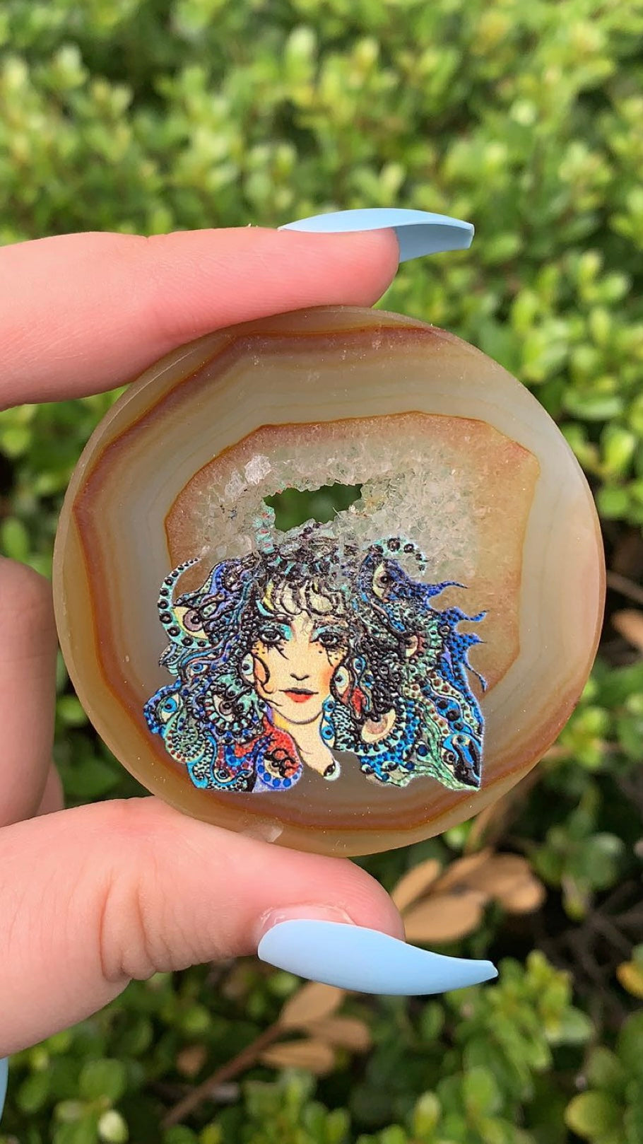 Small Agate Slab with Lady Print