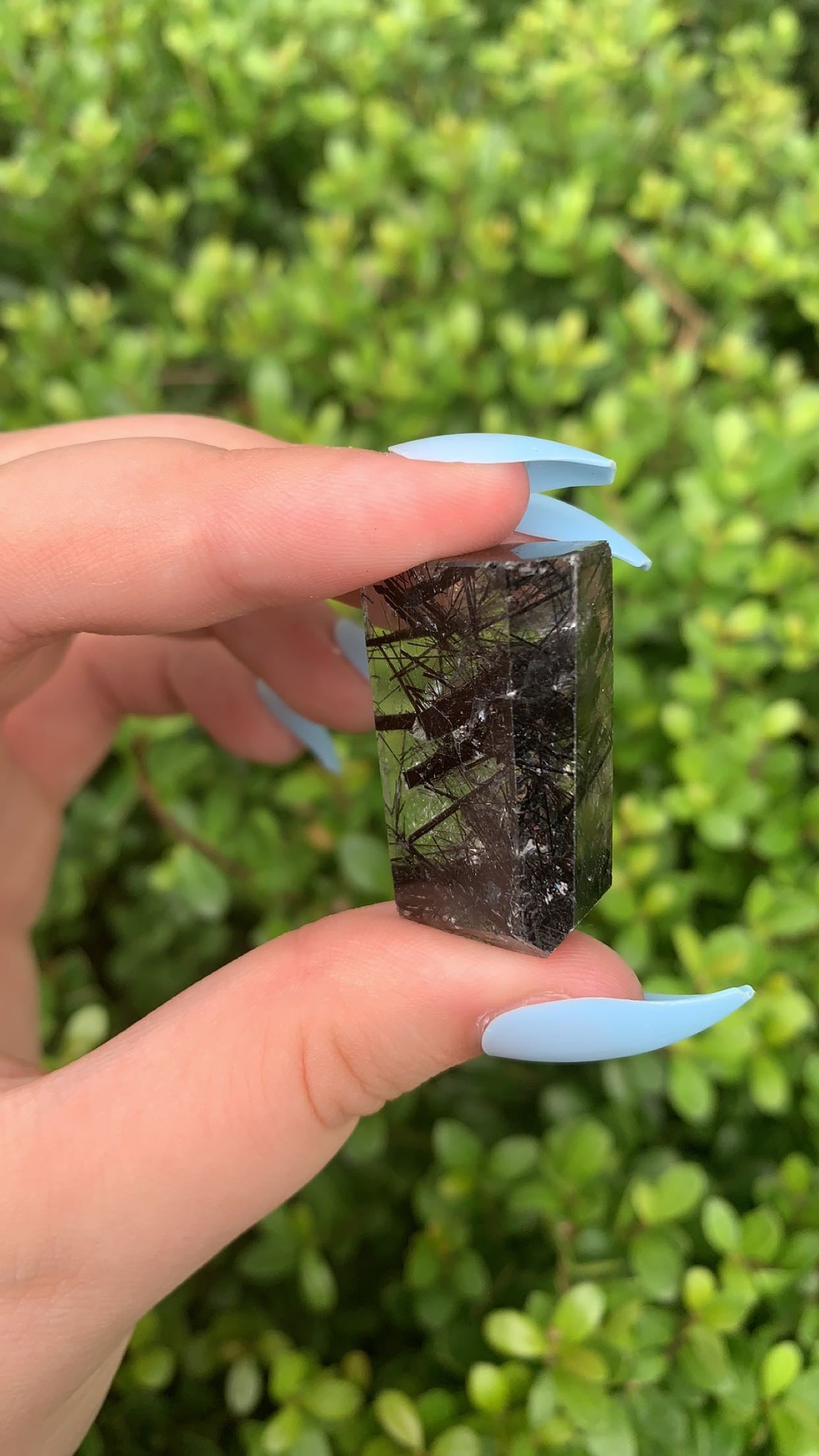 Black Rutile